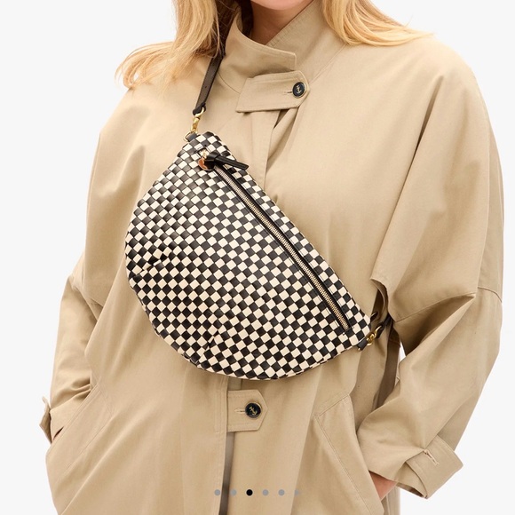 Clare V Black and Cream Grande Fanny Crossbody Bag - Picture 8 of 10